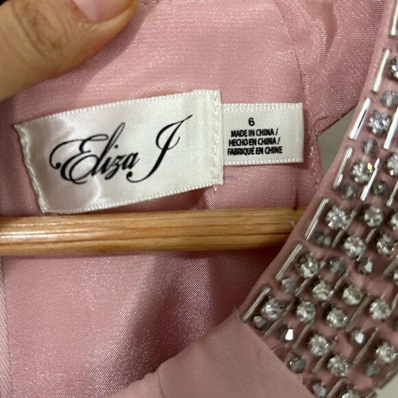 Eliza J Dusty Rose Maxi Dress - Picture 4 of 10